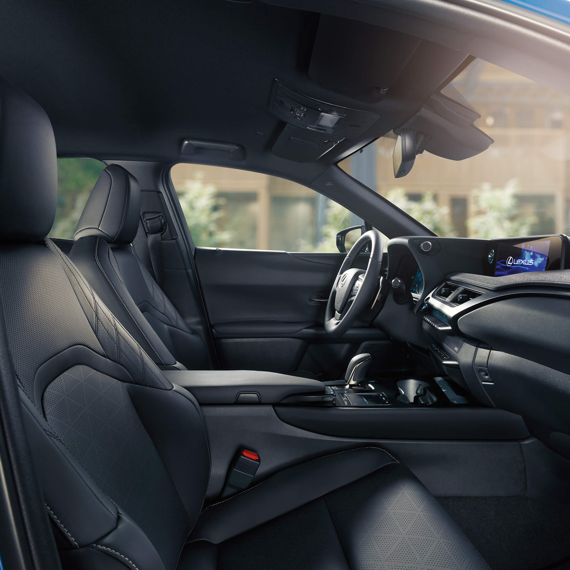 UX 300e Product Stories Promo Image