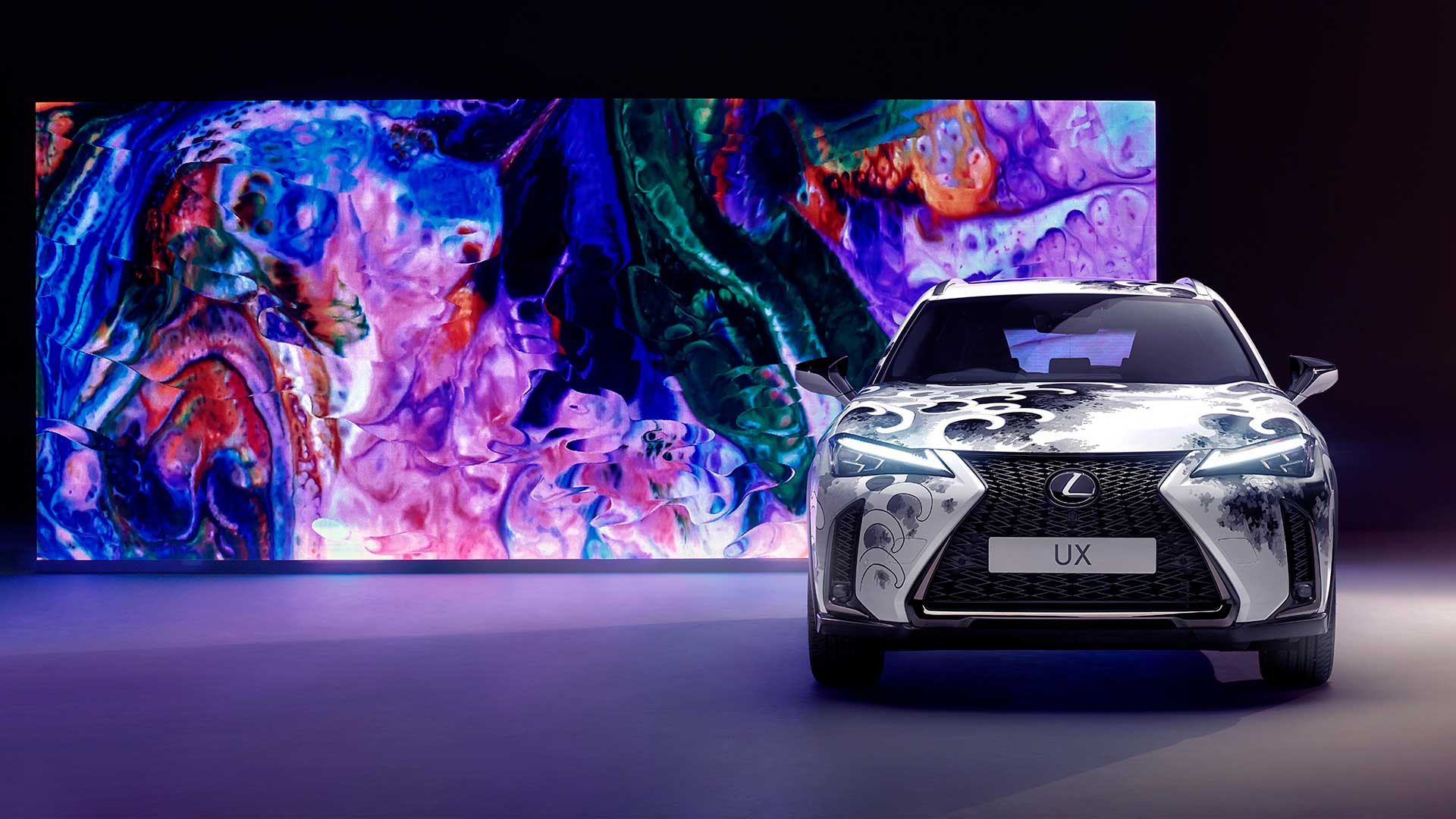 01 world first tattoed car