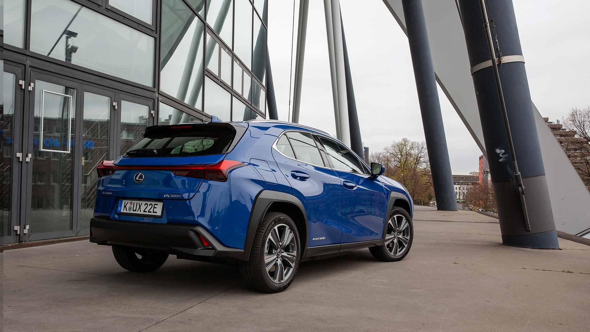 Lexus UX300e Deutschlandpremiere Galleryitem 9 1920x1080px
