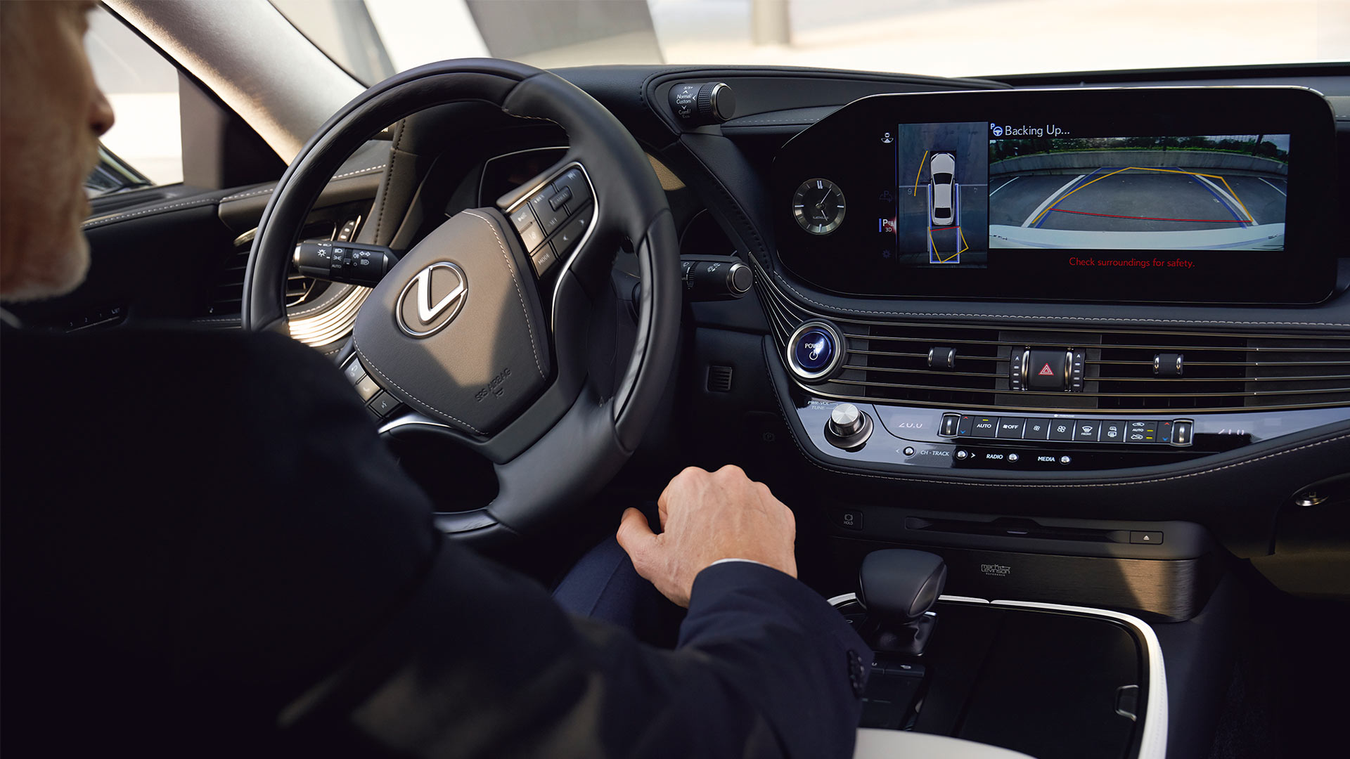 Lexus Assistenzsysteme hero