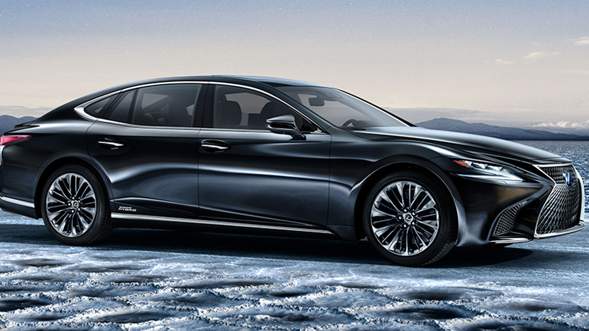 nuevo Lexus LS 500h hero asset