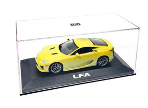 COCHE MINIATURA LFA AMARILLO
