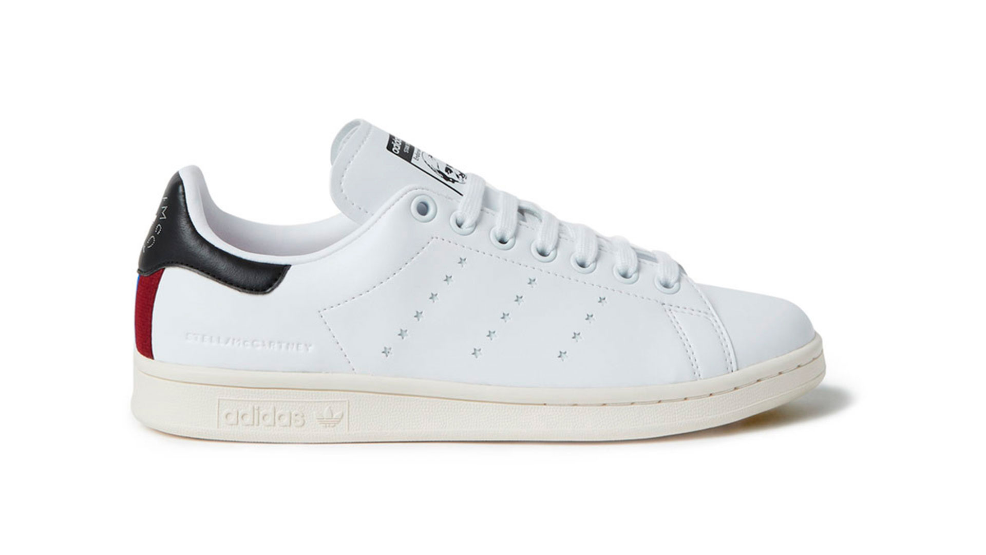 Imagen de las zapatillas blancas Stan Smith diseñadas por Stella McCartney