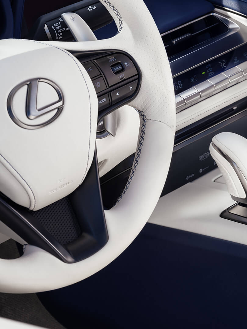 lc 500 coupe interior
