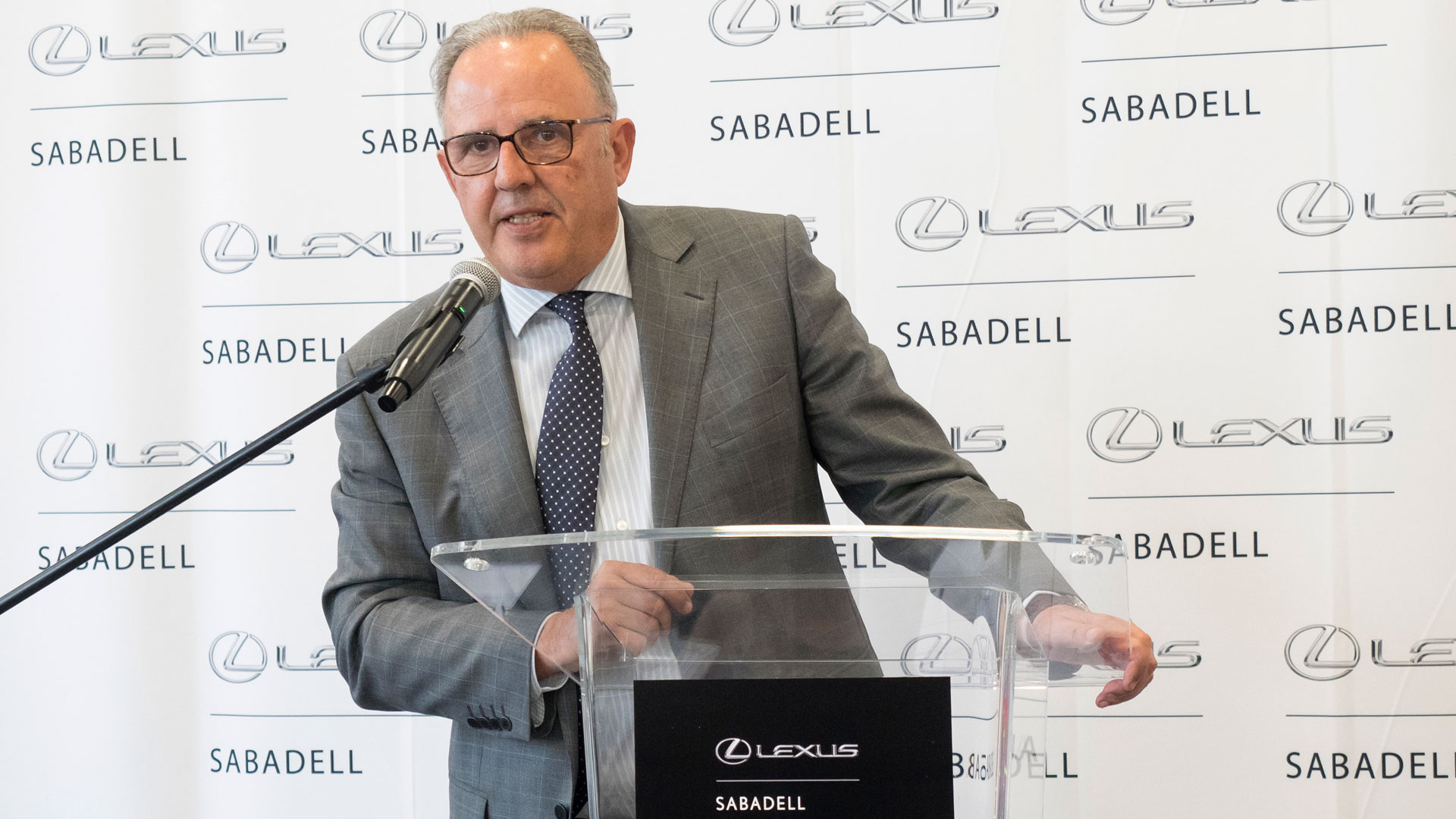 Lexus Sabadell recibe el Premio Kiwami 2017