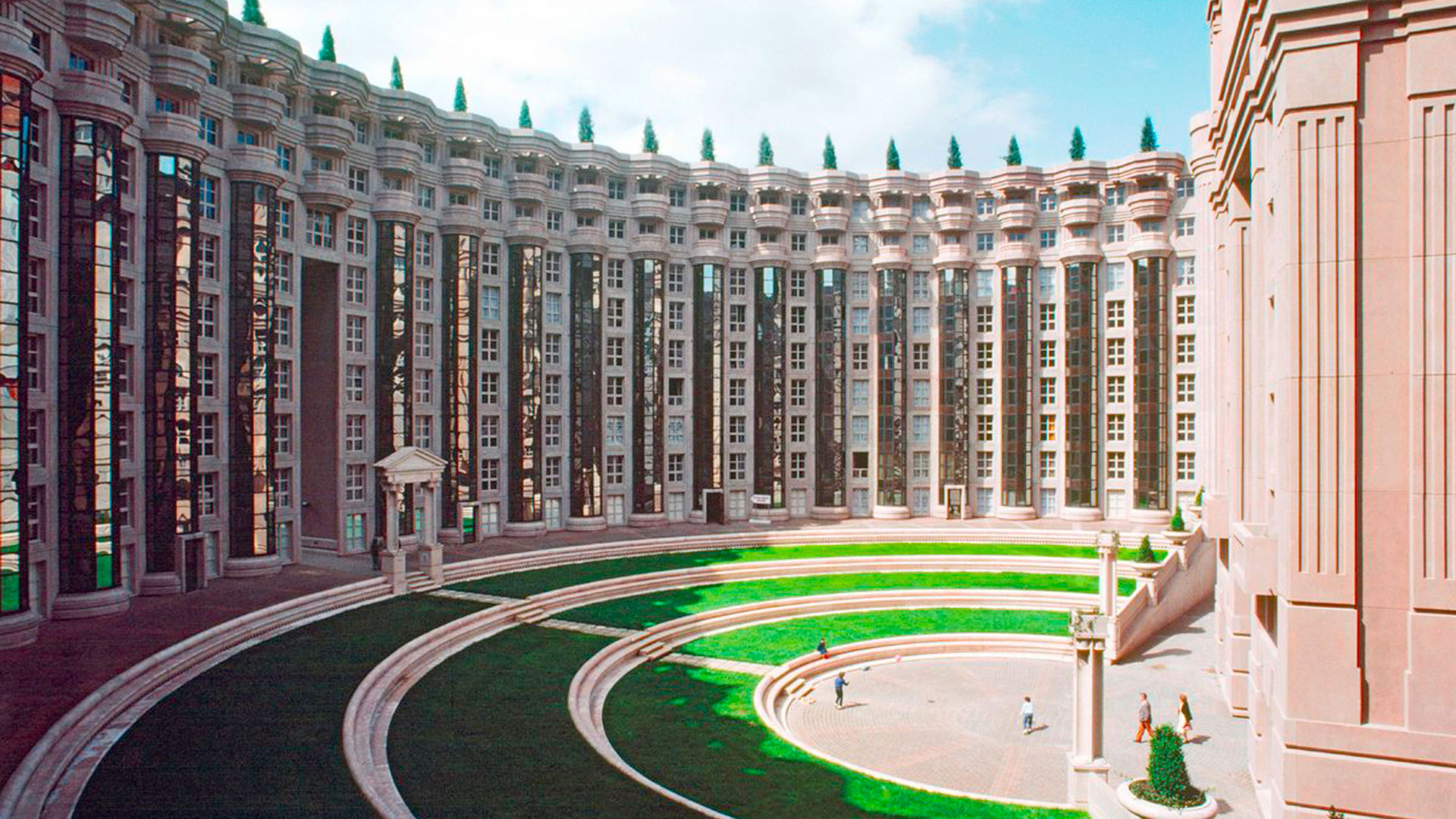 Imagen del libro Ricardo Bofill Visions of Architecture