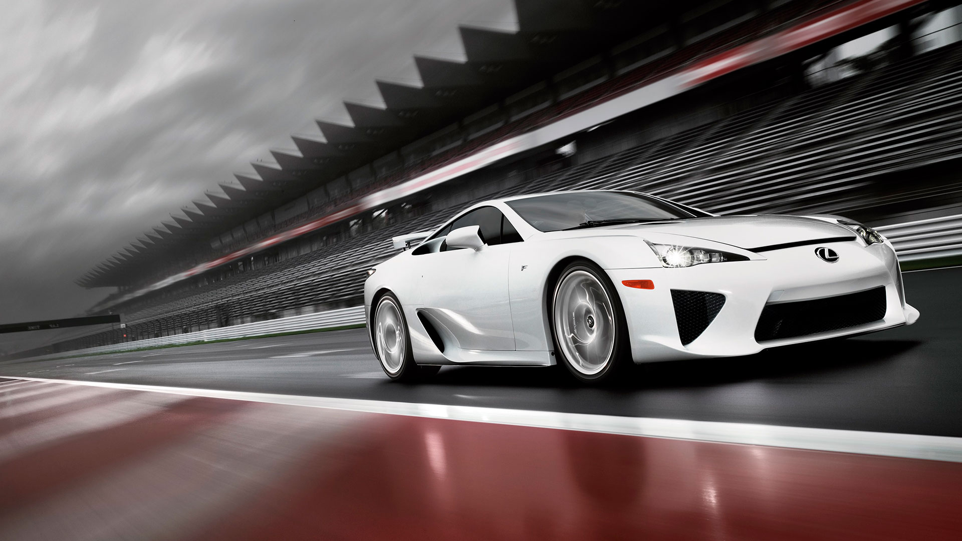 Una carrera con 20 Lexus LFA hero asset