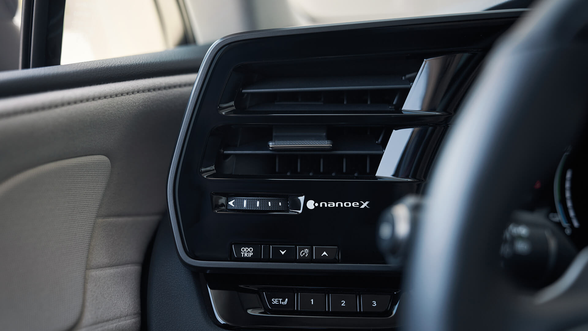 rx car chapter gallery interior 02