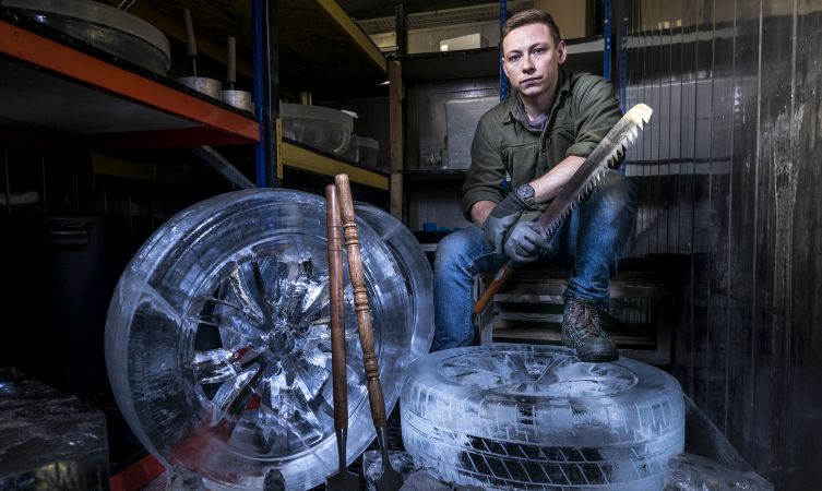 Lexus Unexpected Ice Wheels Image
