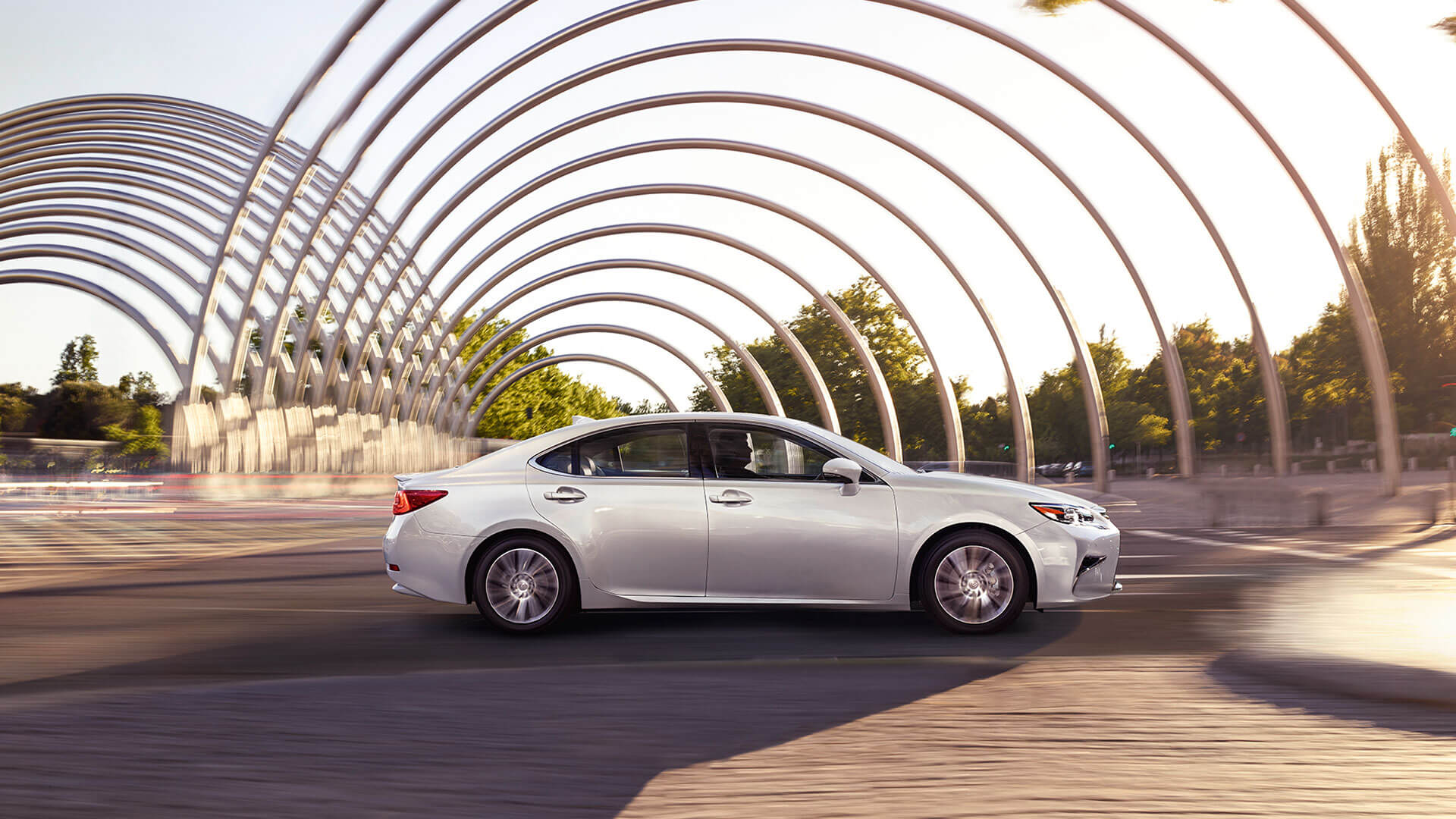 2017 lexus es gallery 013 exterior