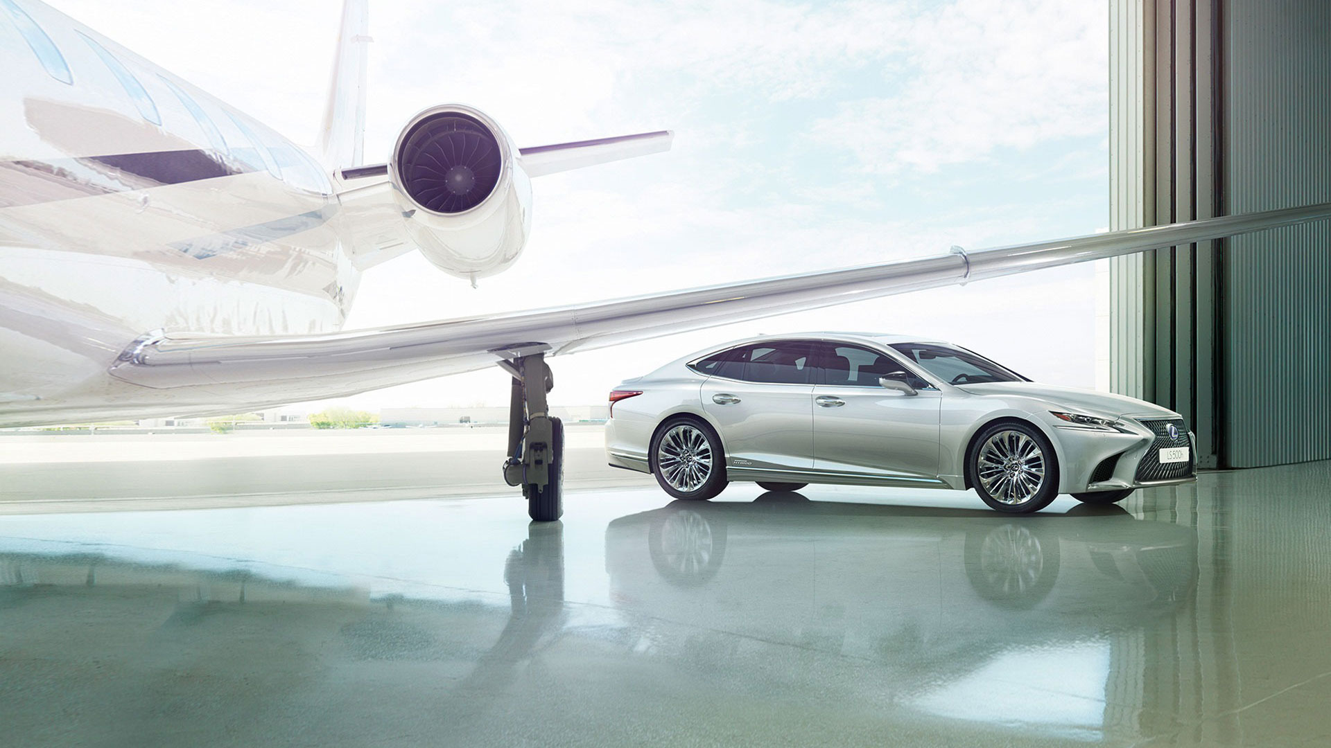 2018 lexus ls 500h hero