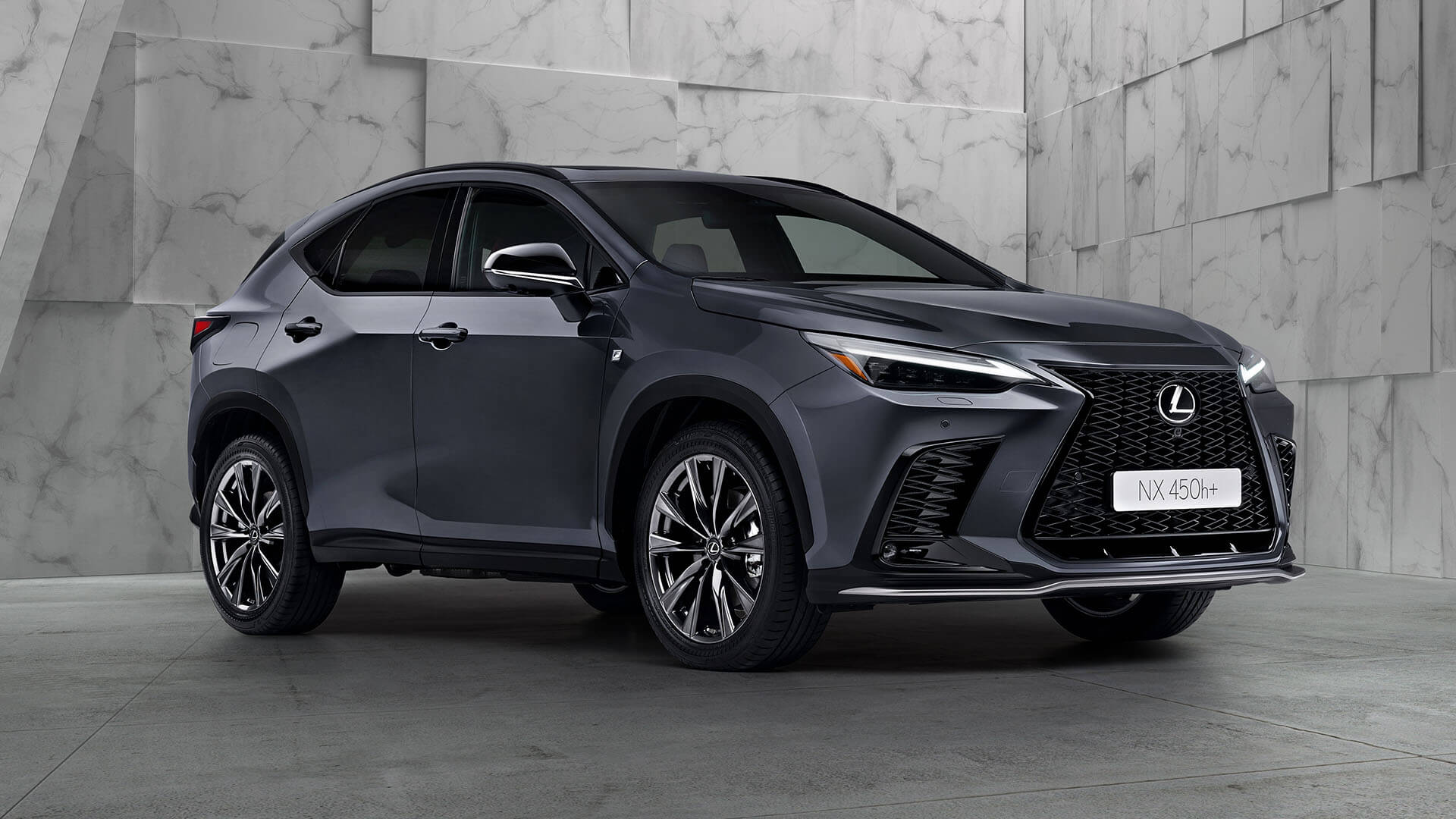 2021 nx overview gallery exterior 02