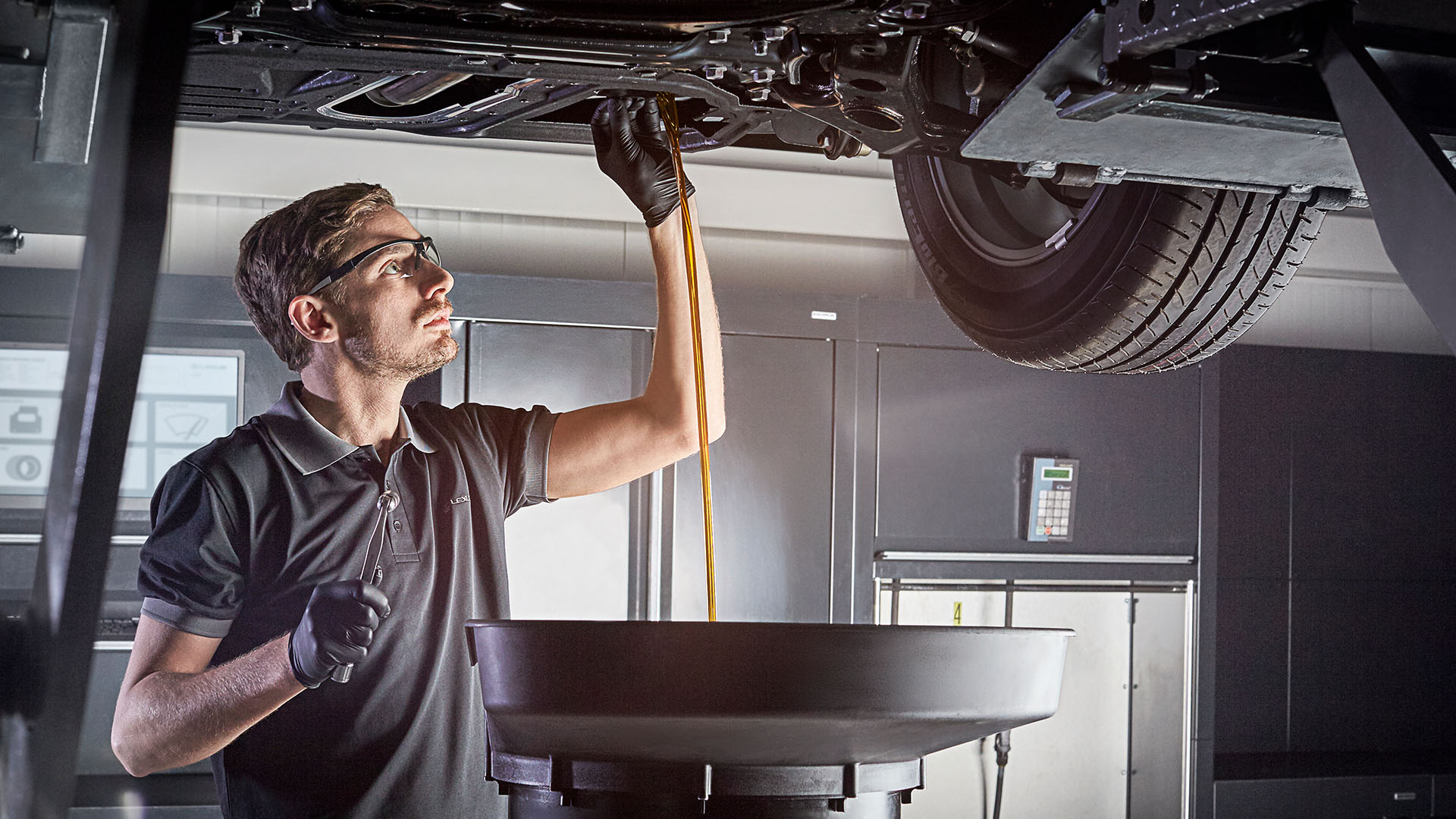 Oil Change hero