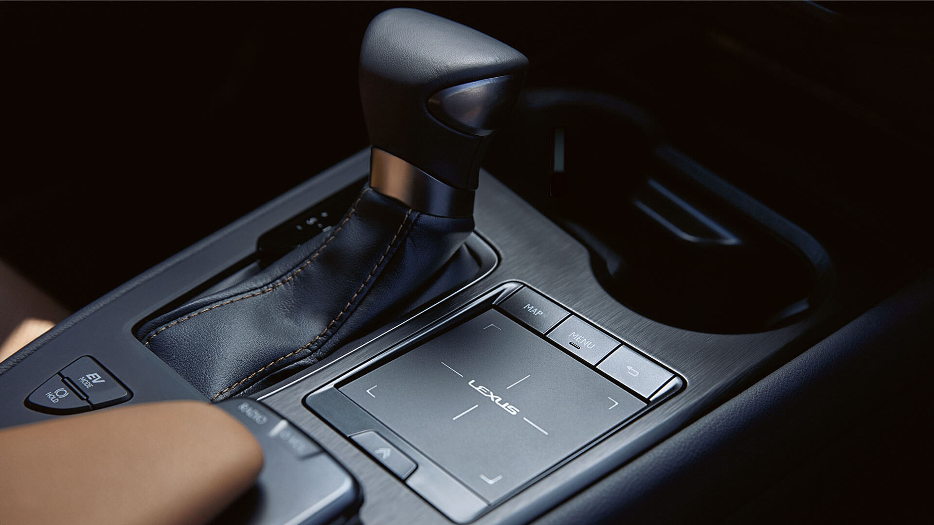 2020 lexus ux gallery 06