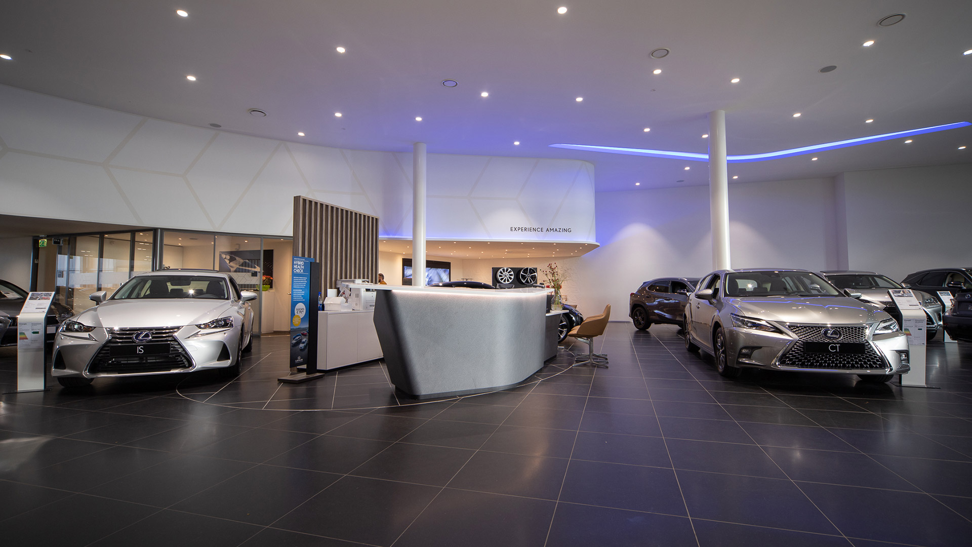 Showroom van Lexus Den Haag