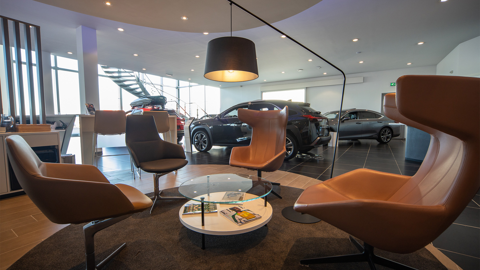 Showroom van Lexus Eindhoven