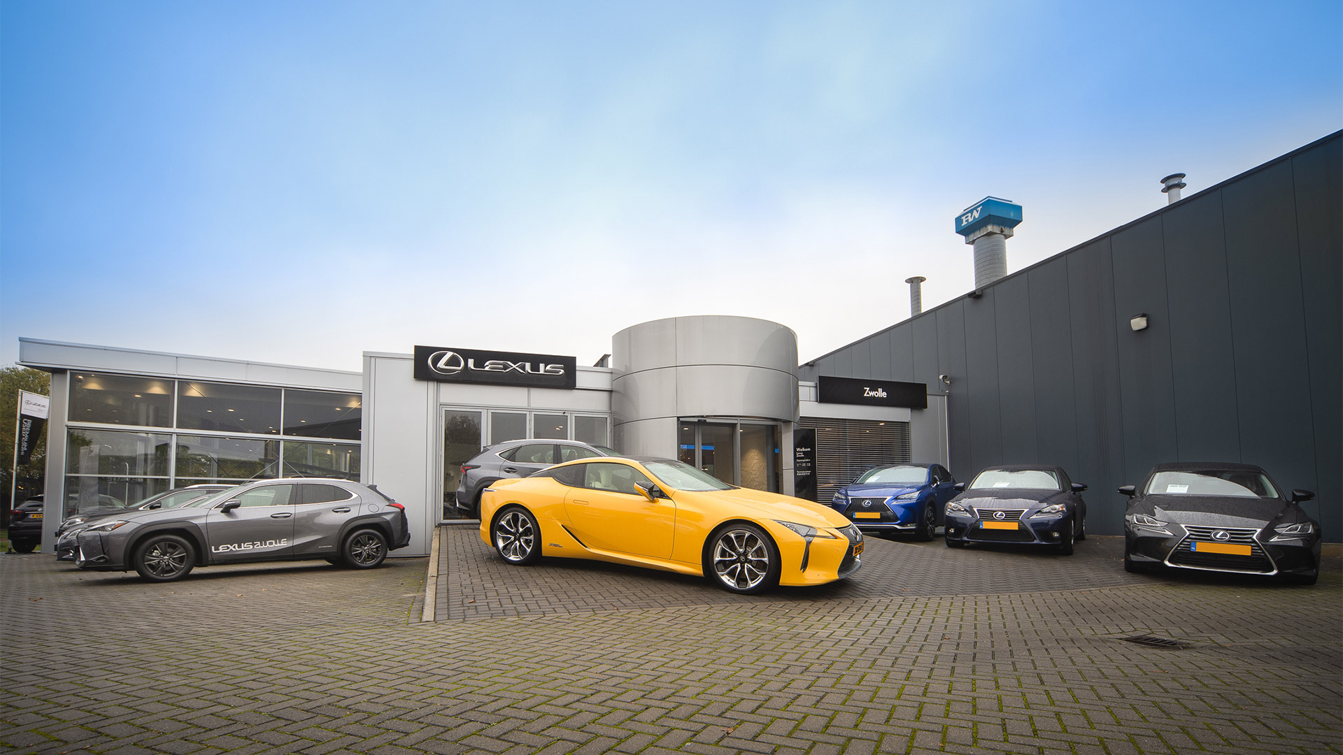 Afbeelding van het pand van Lexus Zwolle