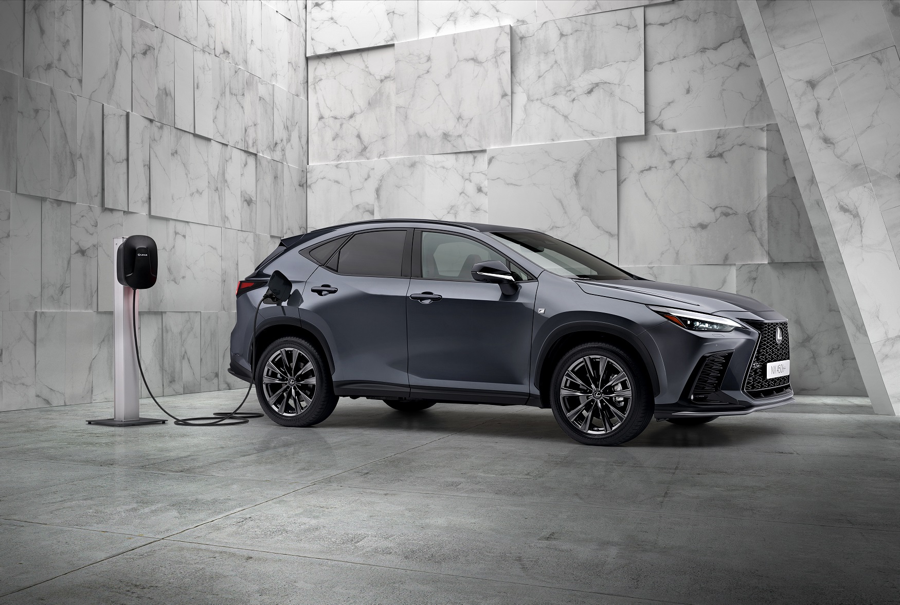 Lexus Portugal confirma lancamento da nova geracao Nx com duas motorizacoes eletrificadas Image