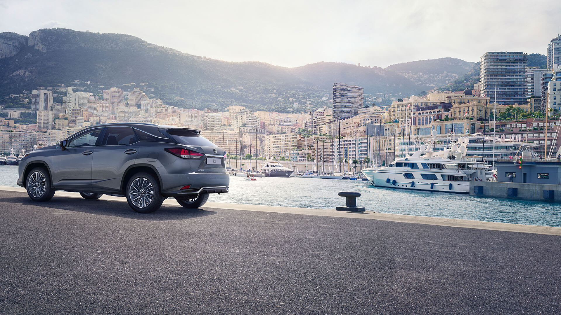 lexus rx key features