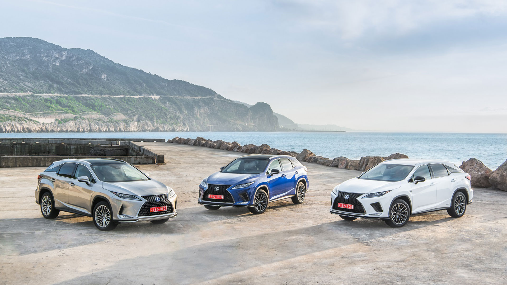 Lexus RX En İyi Premium Hibrit Seçildi gallery02