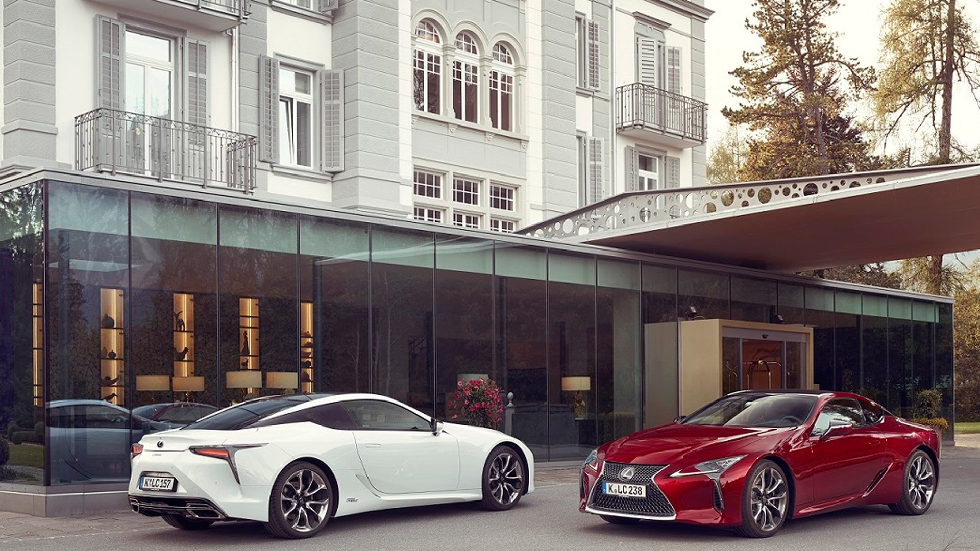 Lexus LC 500h gallery01