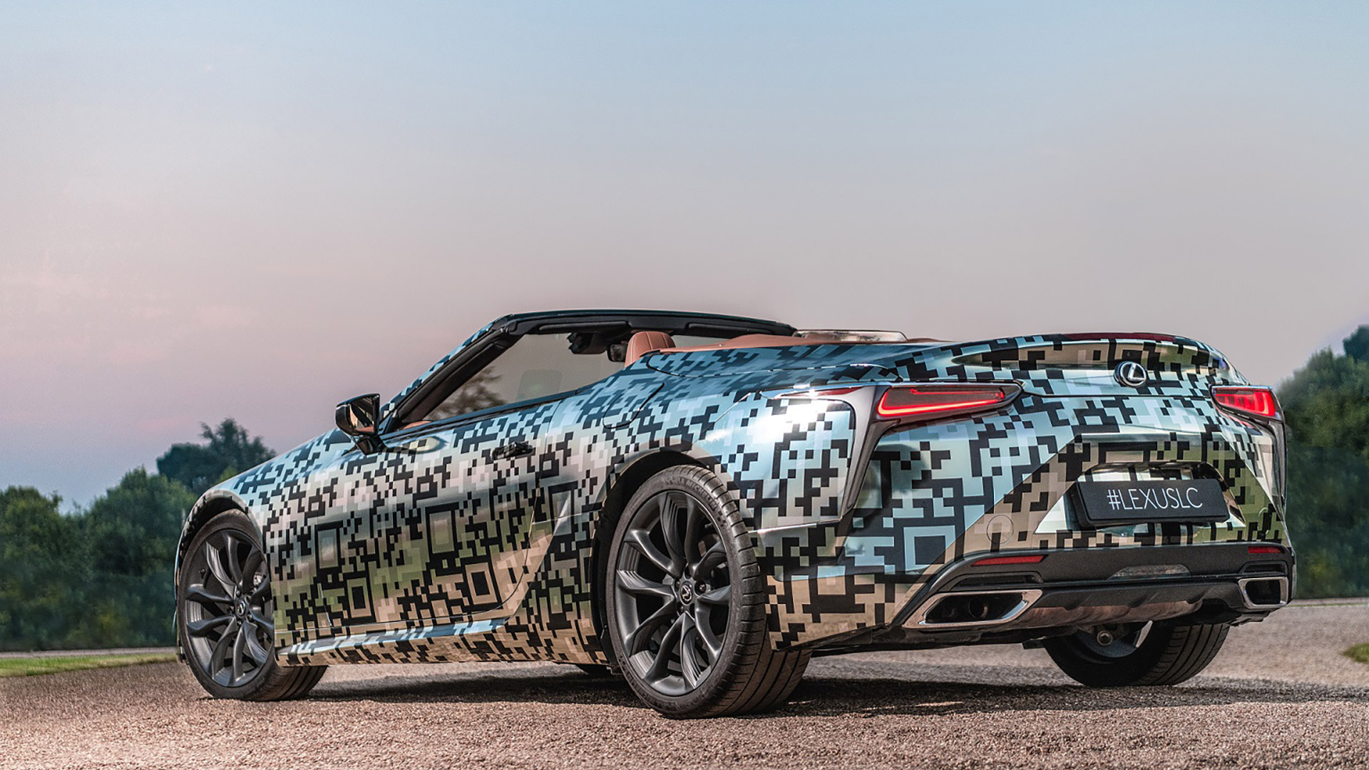 Lexus LC Convertible gallery04