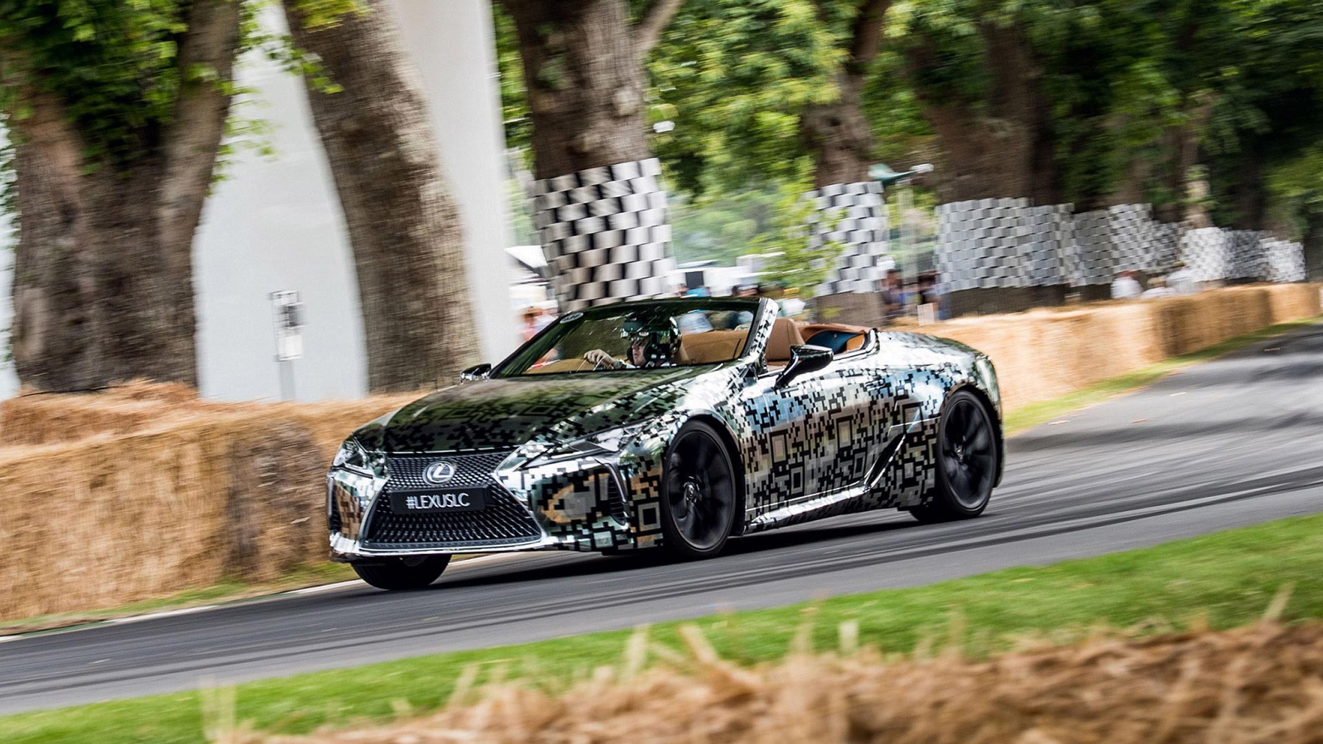 Lexus LC Convertible gallery03 v2