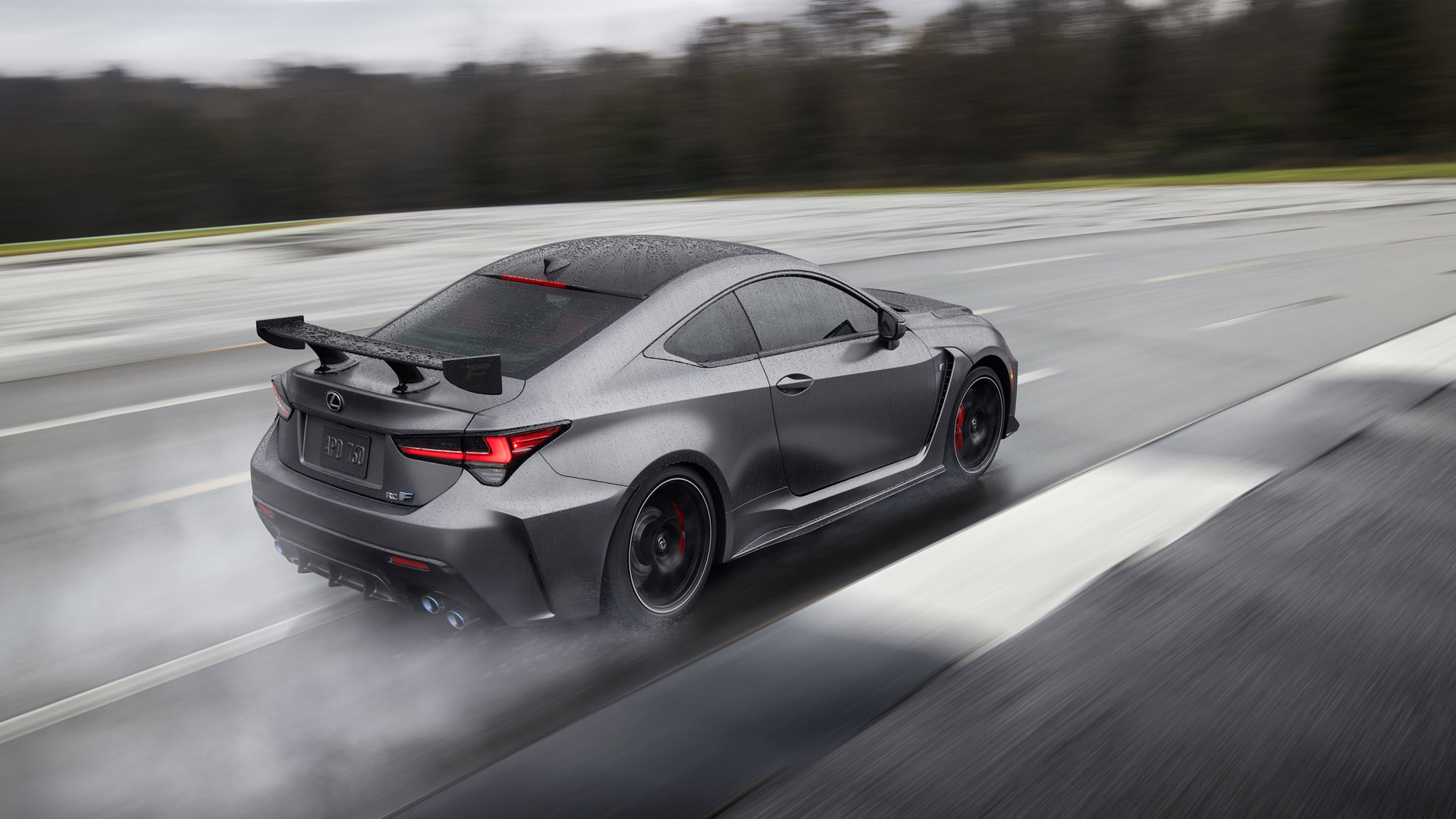 Lexus Pist Odaklı RC F’i Ve Yeni RC F’i Sergiledi gallery04