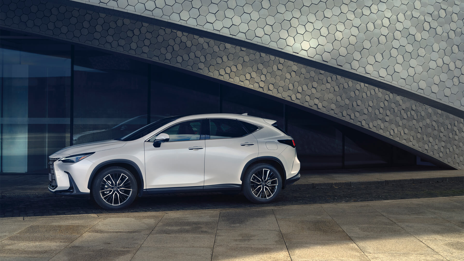 Новий Lexus NX