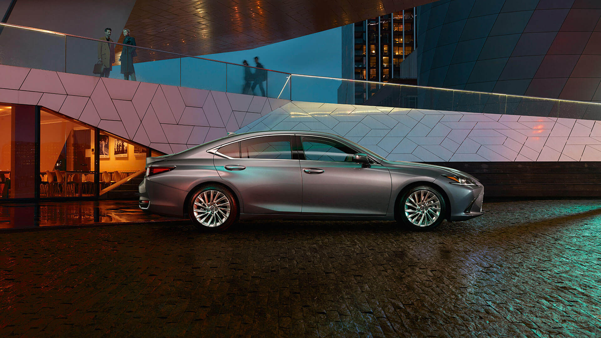Дипломатичні продажі Lexus